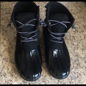 Seven brand duck boots size 9